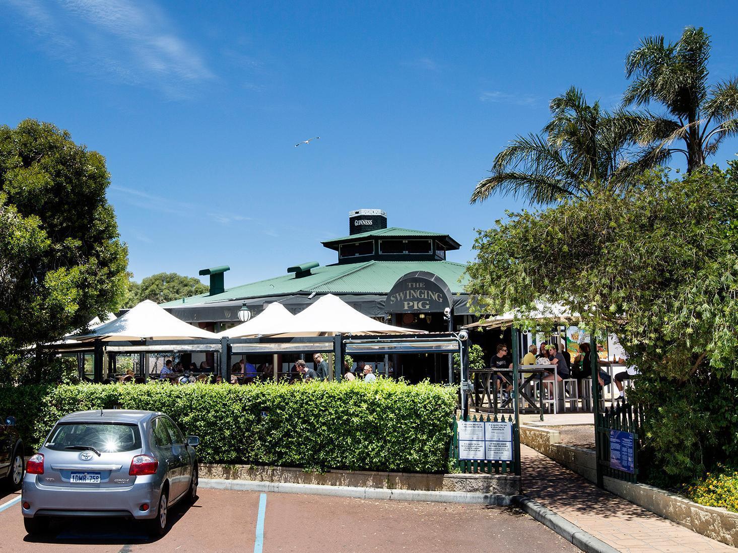 Leisure Inn Hotel Rockingham Bagian luar foto